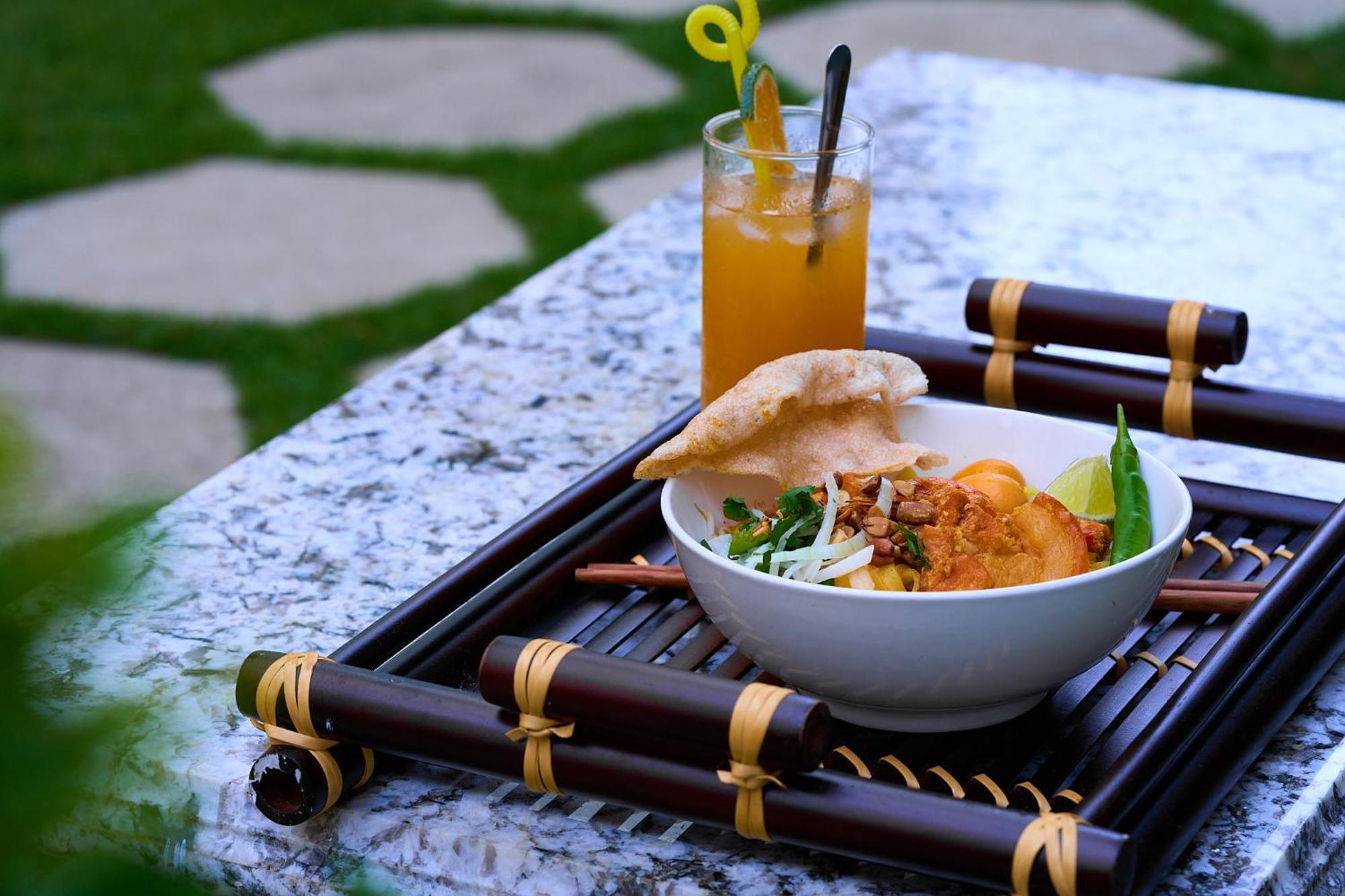 Hoi An Legend Charm Boutique Hoi An Hotel Экстерьер фото